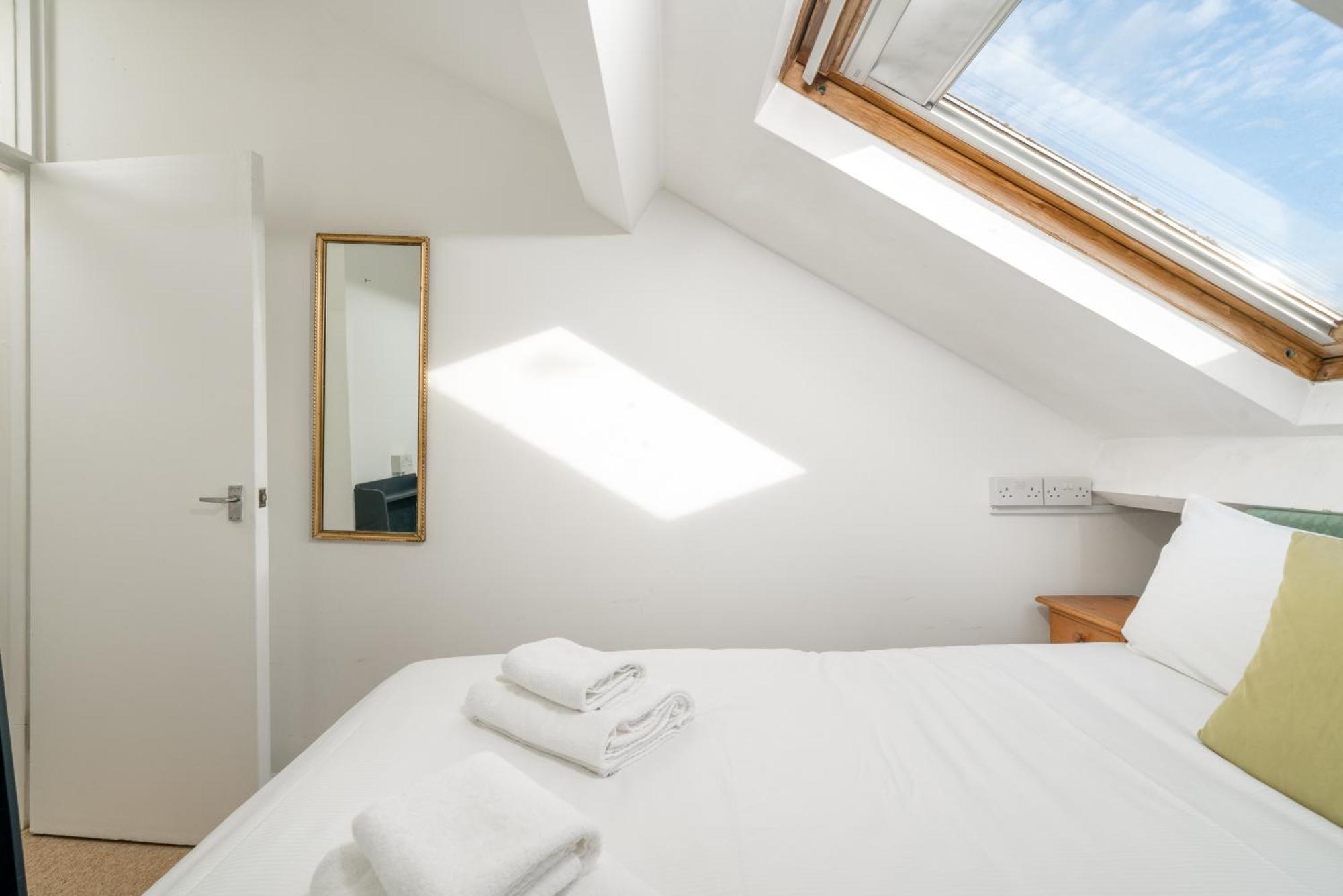 Cozy Maisonette Near Abbey Road London Eksteriør billede